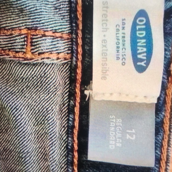 Old Navy Girls Denim shorts - Picture 3 of 5